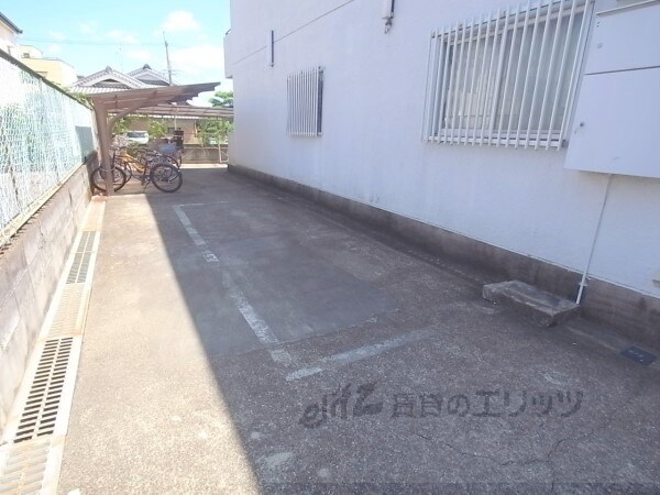 駐車場(駐車場)