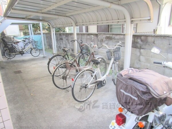 その他(駐輪場)