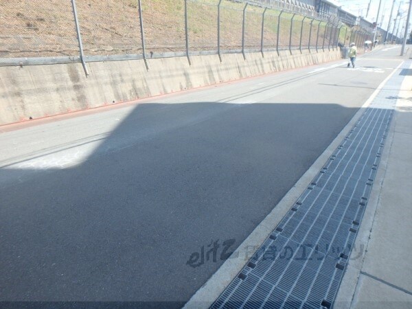 その他(前面道路)