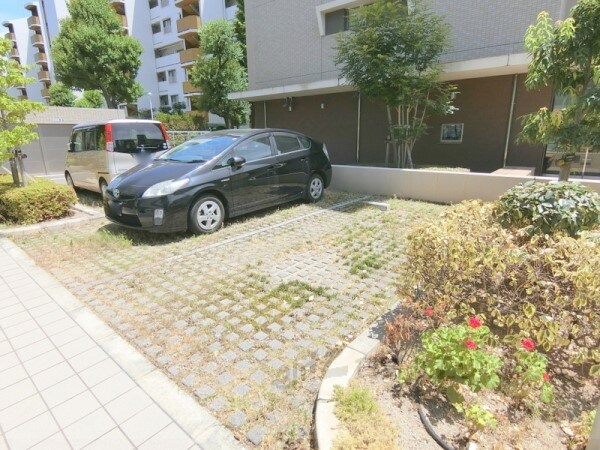 物件内観写真21　(駐車場)