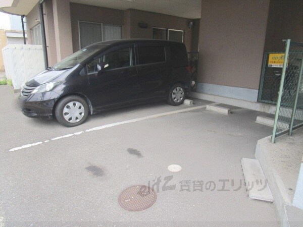 駐車場(駐車場)