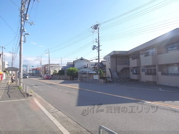 その他(前面道路)