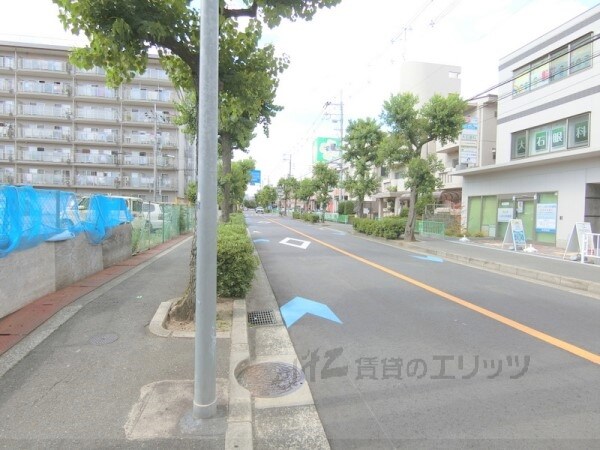 その他(前面道路)