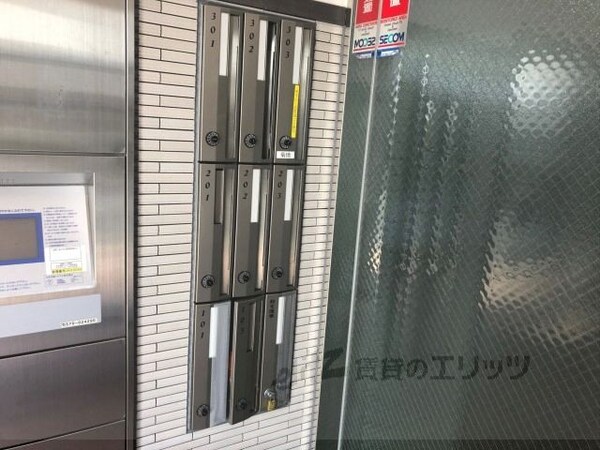 ロビー(集合ポスト)