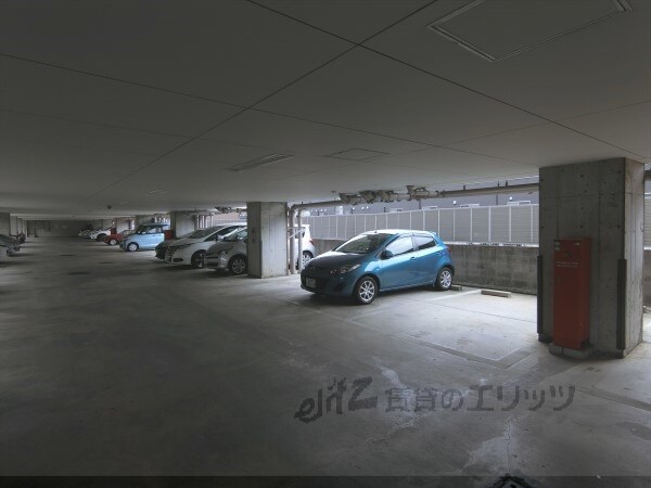 駐車場(駐車場)