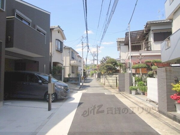 その他(前面道路)