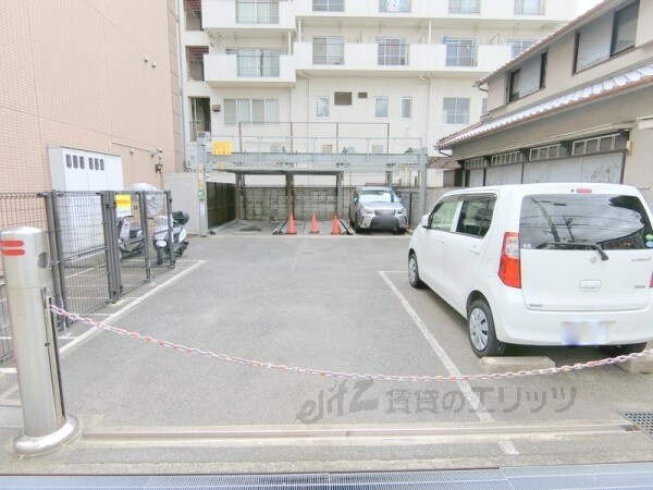 駐車場(駐車場)