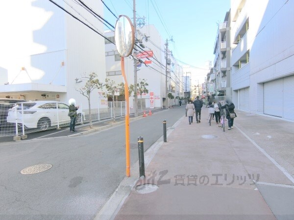 その他(前面道路)
