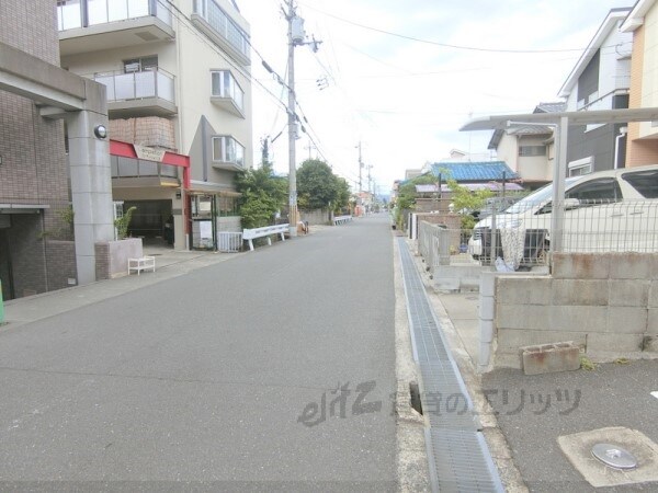 その他(前面道路)