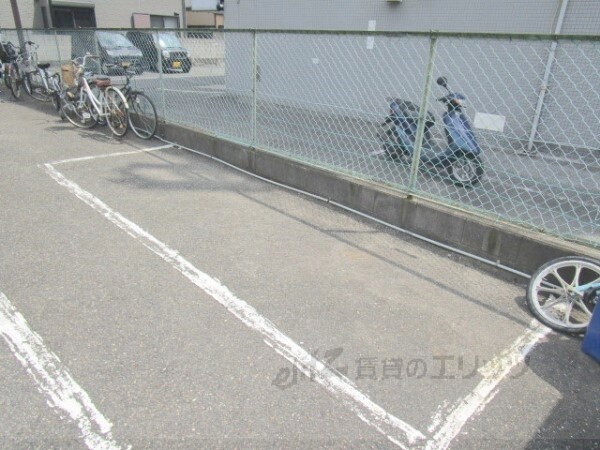 駐車場(駐車場)