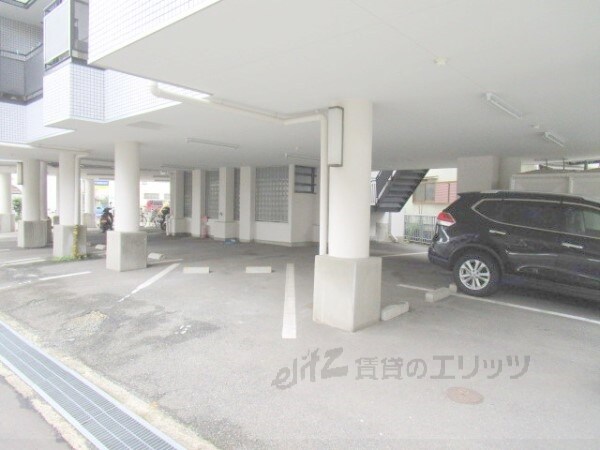 駐車場(駐車場)