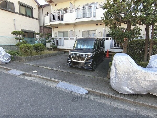 駐車場(駐車場)
