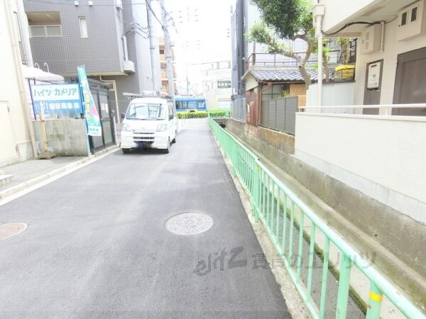 その他(前面道路)