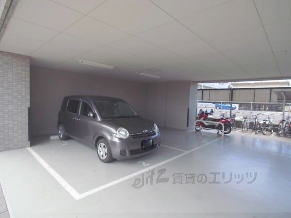 駐車場(駐車場)