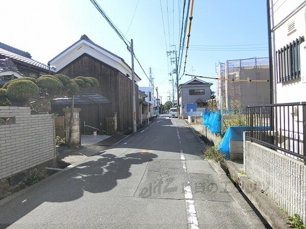 その他(前面道路)