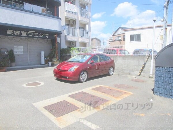駐車場(駐車場)