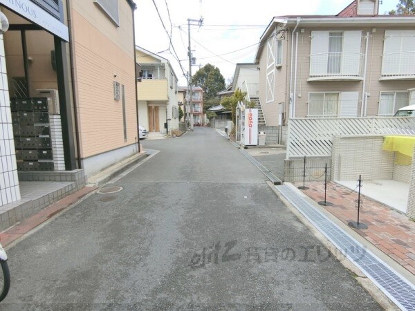 その他(前面道路)