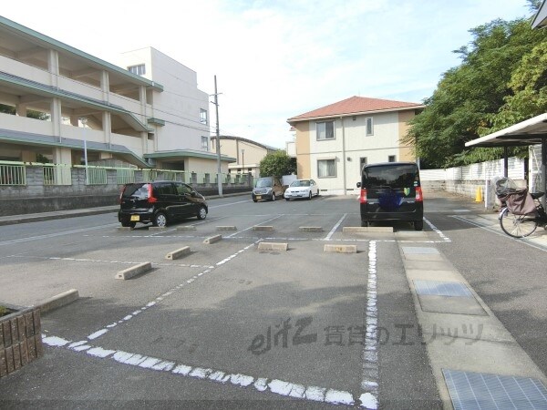 駐車場(駐車場)