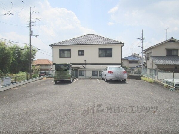 駐車場(駐車場)