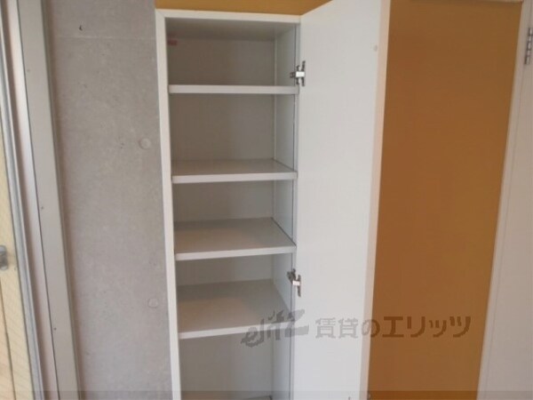 設備(下駄箱)