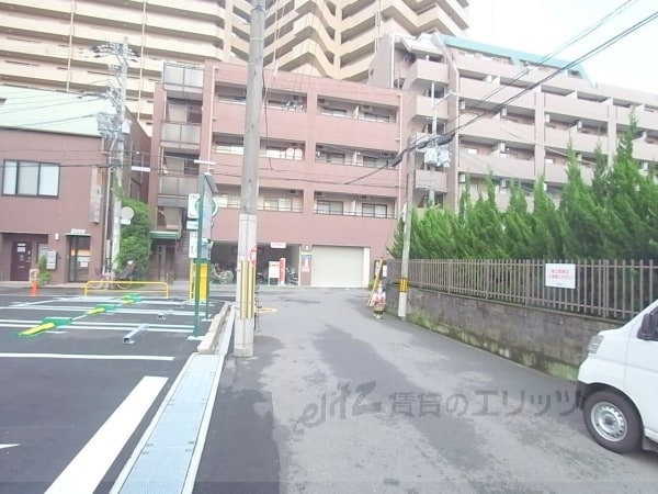 その他(前面道路)