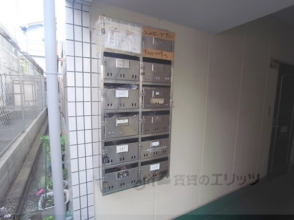 設備(集合ポスト)