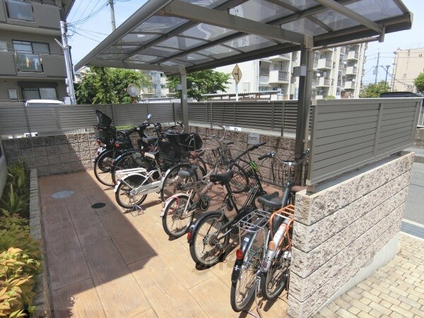 その他(駐輪場)