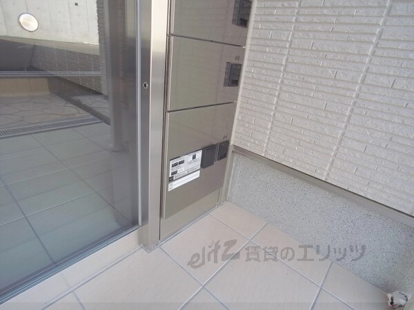 設備(宅配ボックス)