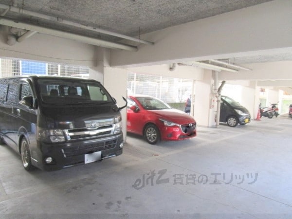 駐車場(駐車場)