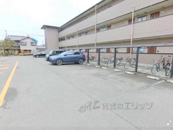 駐車場(駐車場)