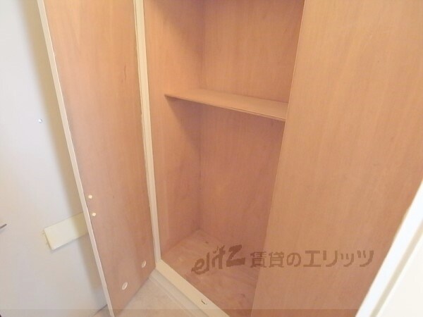 設備(下駄箱)
