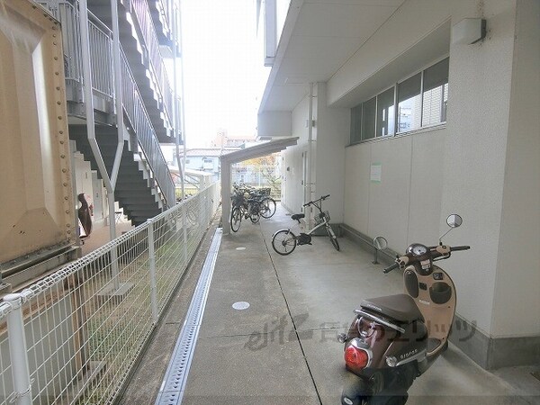 その他(駐輪場)