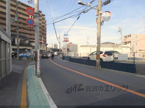 眺望(前面道路)