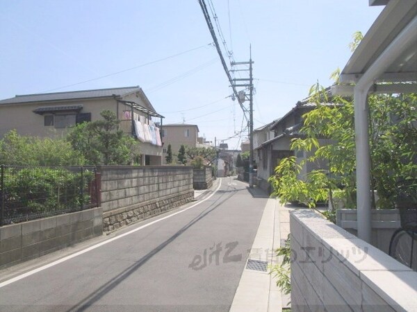 その他(前面道路)