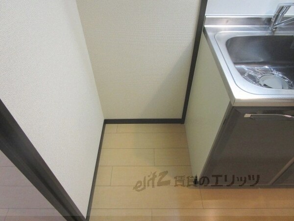 設備(冷蔵庫置場)