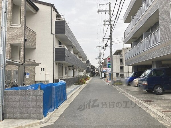 その他(前面道路)