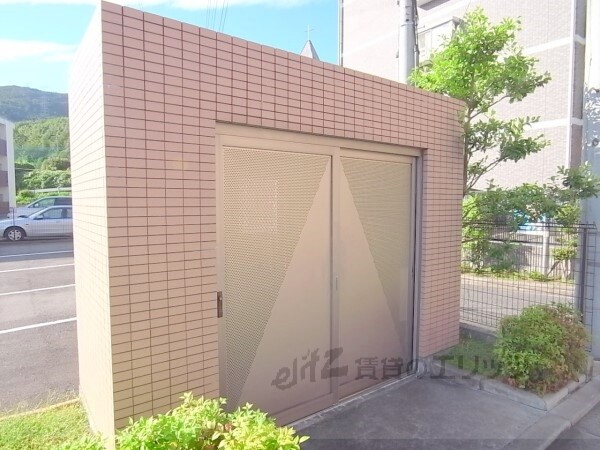設備(ゴミ置き場)