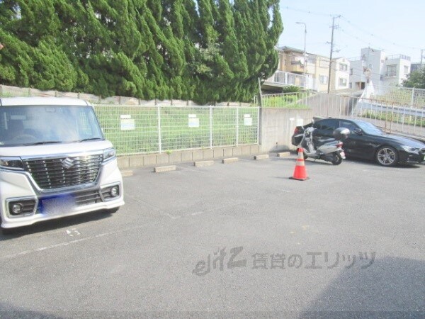 駐車場(駐車場)