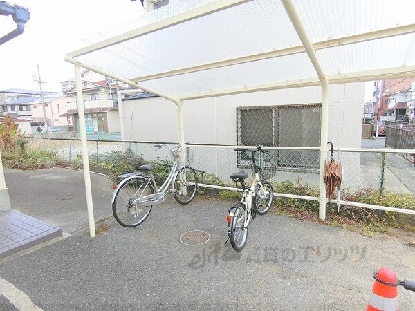 その他(駐輪場)