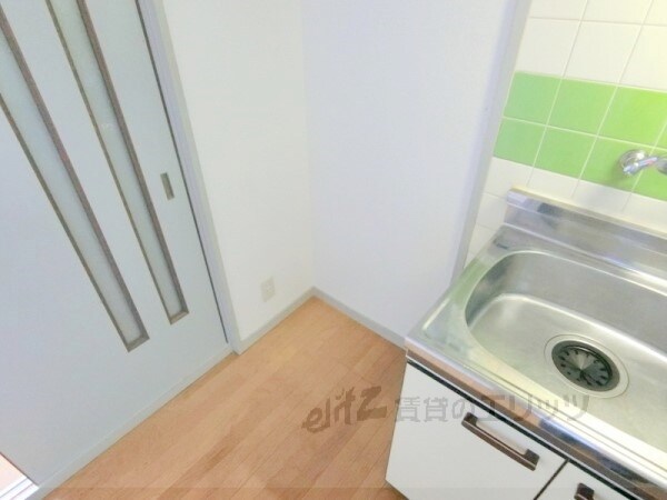 設備(冷蔵庫置場)