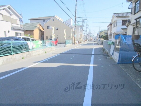 その他(前面道路)