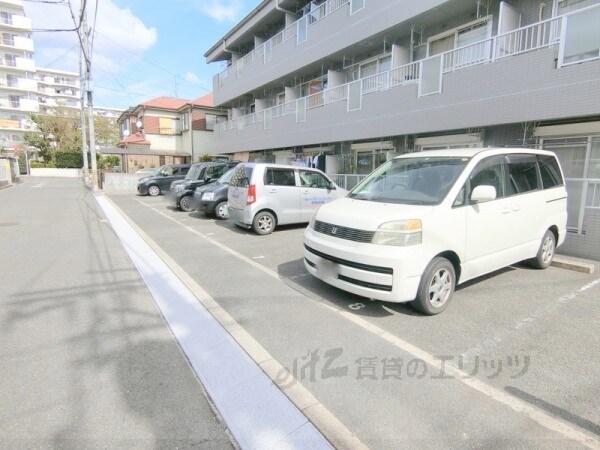 駐車場(駐車場)