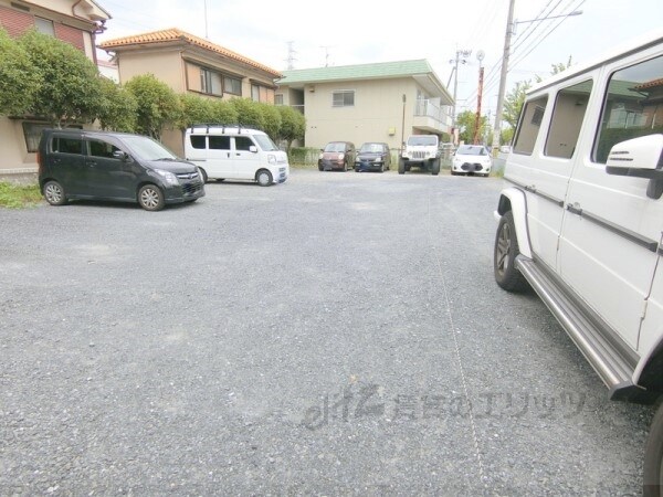 駐車場(駐車場)