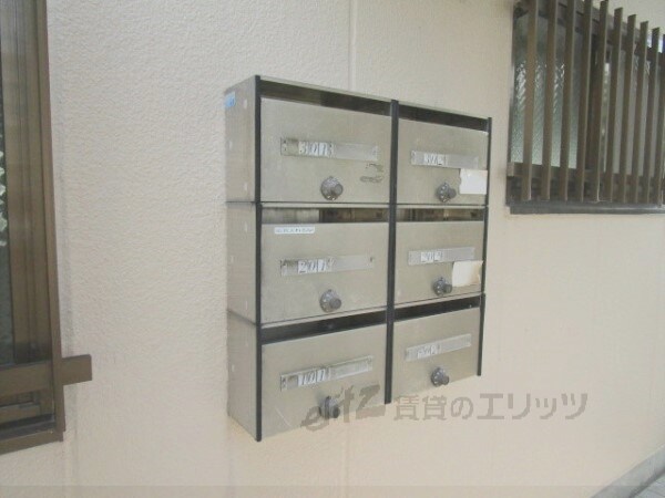 設備(集合ポスト)