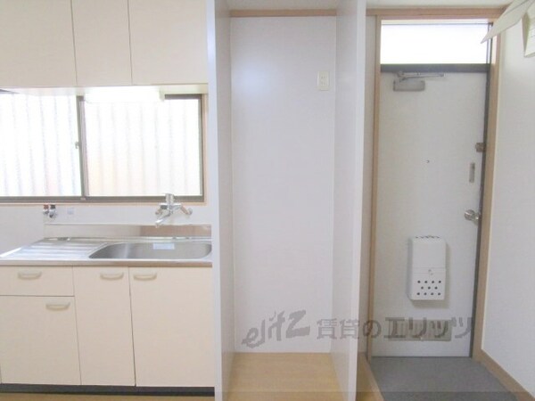 設備(冷蔵庫置場)