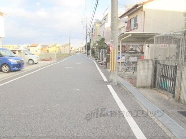 その他(前面道路)