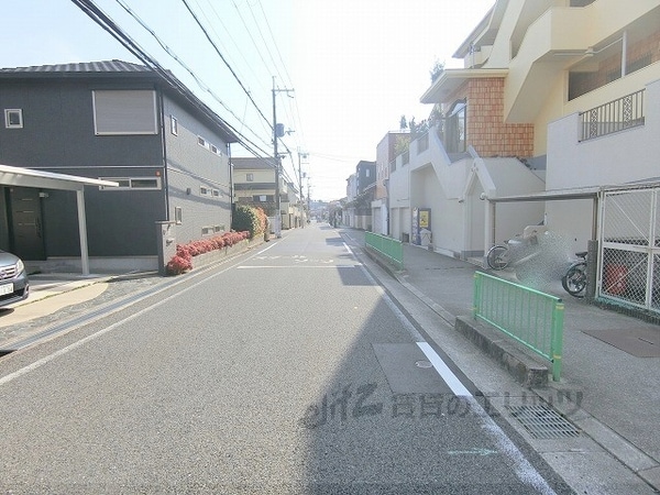 その他(前面道路)