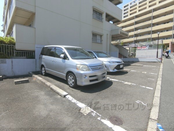 駐車場(駐車場)