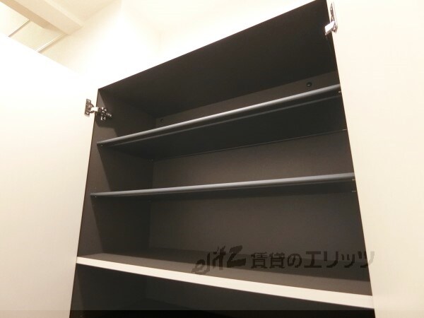 設備(下駄箱)