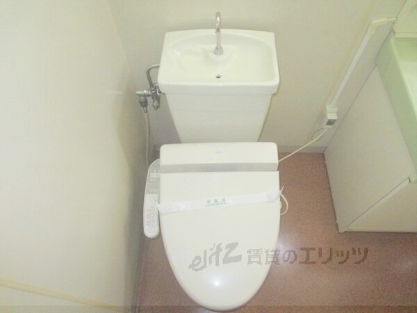トイレ(トイレ)